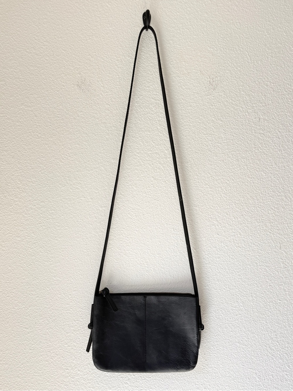 Madewell the Knotted Black Leather Crossbody Bag - EUC - Picture 2 of 9